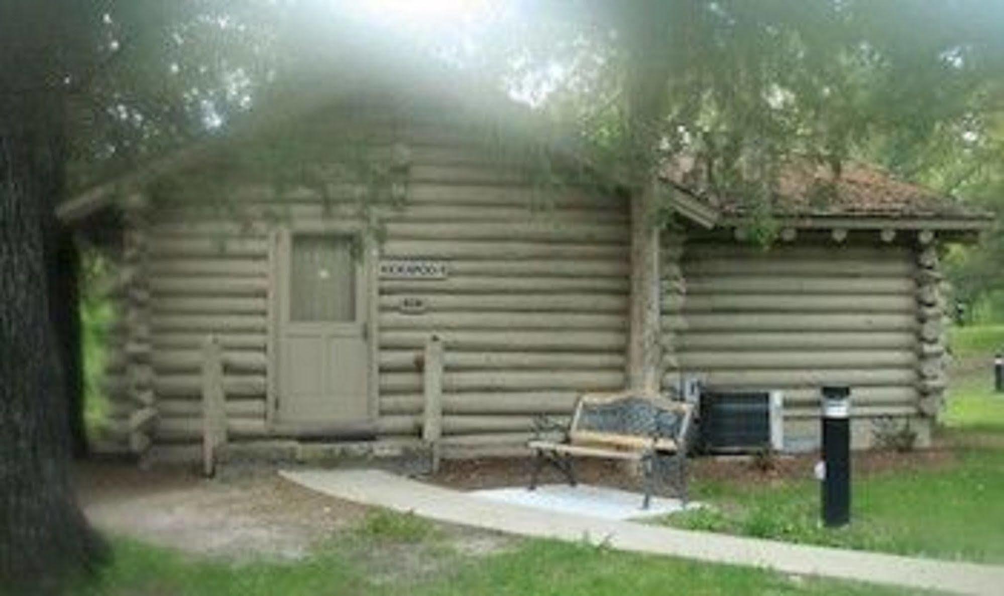 Starved Rock Lodge & Conference Center Utica Exterior foto